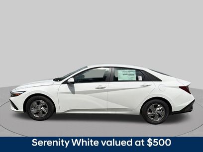New 2026 Hyundai Elantra SE