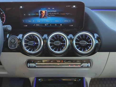 Certified 2023 Mercedes-Benz GLA 250 image 12