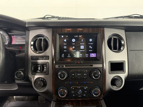 Used 2016 Ford Expedition EL Platinum AWD/4WD image 21