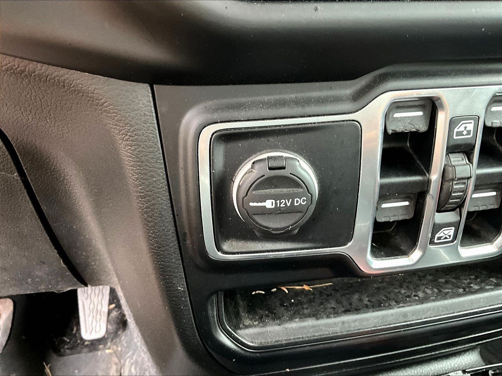 Used 2020 Jeep Gladiator Sport w/ Quick Order Package 24S AWD/4WD image 17
