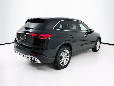 Used 2025 Mercedes-Benz GLC 300 image 8