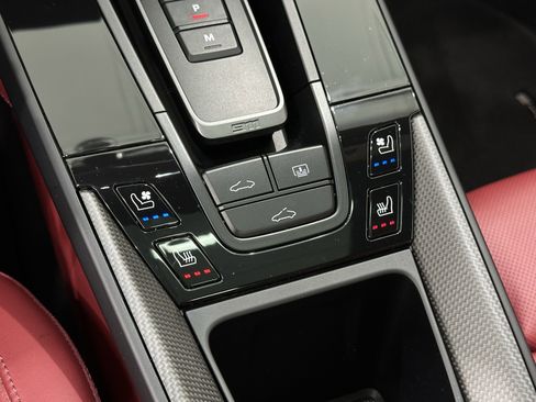 Certified 2024 Porsche 911 Carrera 4 GTS image 38