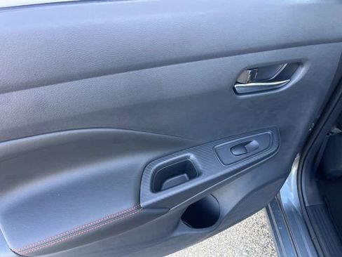 Used 2025 Nissan Versa SR w/ Trunk Package image 27