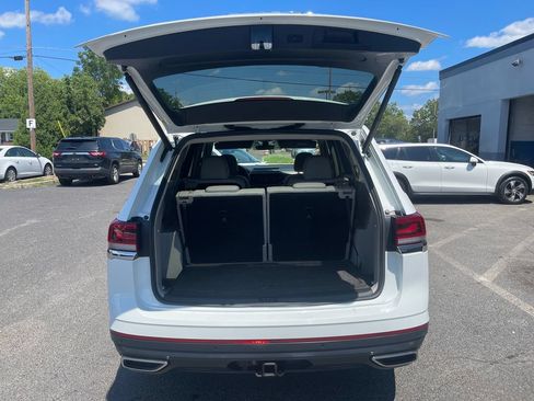 Used 2021 Volkswagen Atlas SEL w/ Atlas Adventure Package AWD/4WD image 16