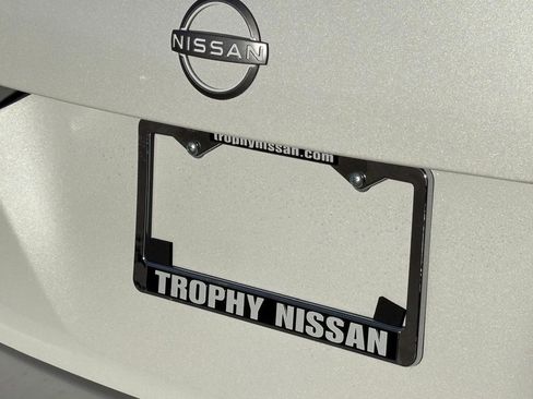 New 2025 Nissan Versa SV image 9