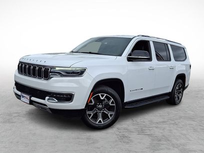 Certified 2024 Jeep Wagoneer L Series III w/ Flexible Seating Group