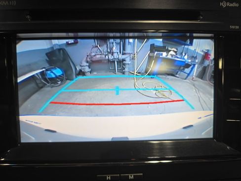 Used 2018 Toyota Avalon Touring w/ Carpet Mat Package FWD image 24