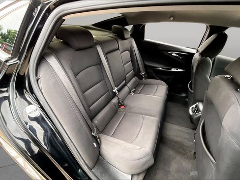 Used 2020 Chevrolet Malibu LT FWD image 20
