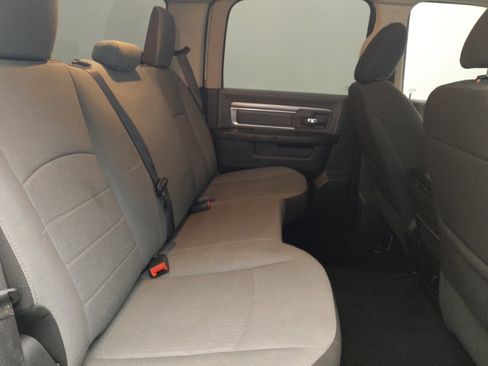 Used 2022 RAM 1500 Classic SLT image 19