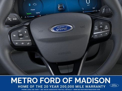 New 2025 Ford Escape SE FWD image 14