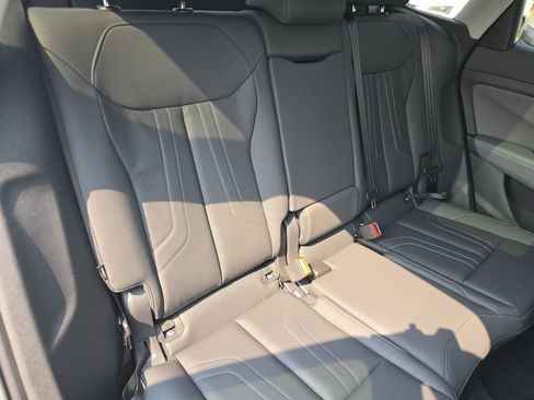 New 2026 Audi Q3 quattro 2.0T AWD/4WD image 18
