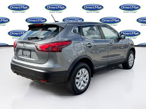 Used 2019 Nissan Rogue Sport S image 7
