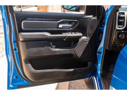 Used 2022 RAM 1500 Big Horn AWD/4WD image 9