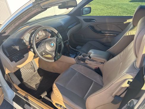 Used 2005 BMW 325Ci Convertible image 4