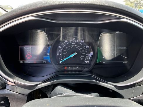 Used 2020 Ford Fusion SE FWD image 25