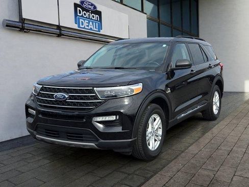 Certified 2023 Ford Explorer XLT w/ Equipment Group 202A AWD/4WD image 7