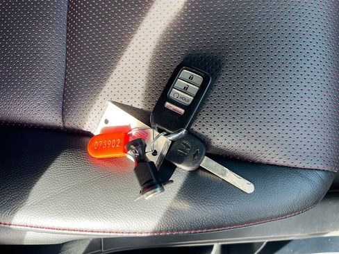 Used 2017 Honda Ridgeline Black Edition image 34