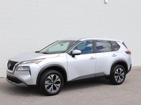 Used 2023 Nissan Rogue SV FWD image 14