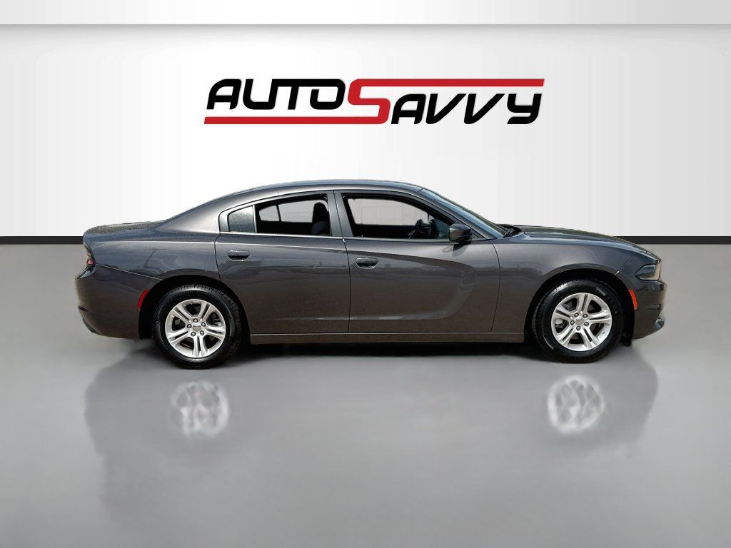 Used 2022 Dodge Charger SXT RWD image 8