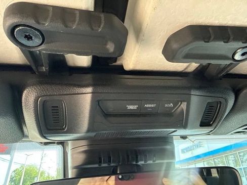Used 2024 Jeep Wrangler Unlimited Rubicon 4xe AWD/4WD image 26