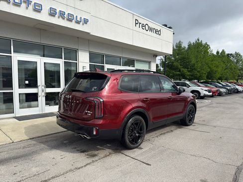 Used 2024 Kia Telluride SX Prestige X-Line AWD/4WD image 3