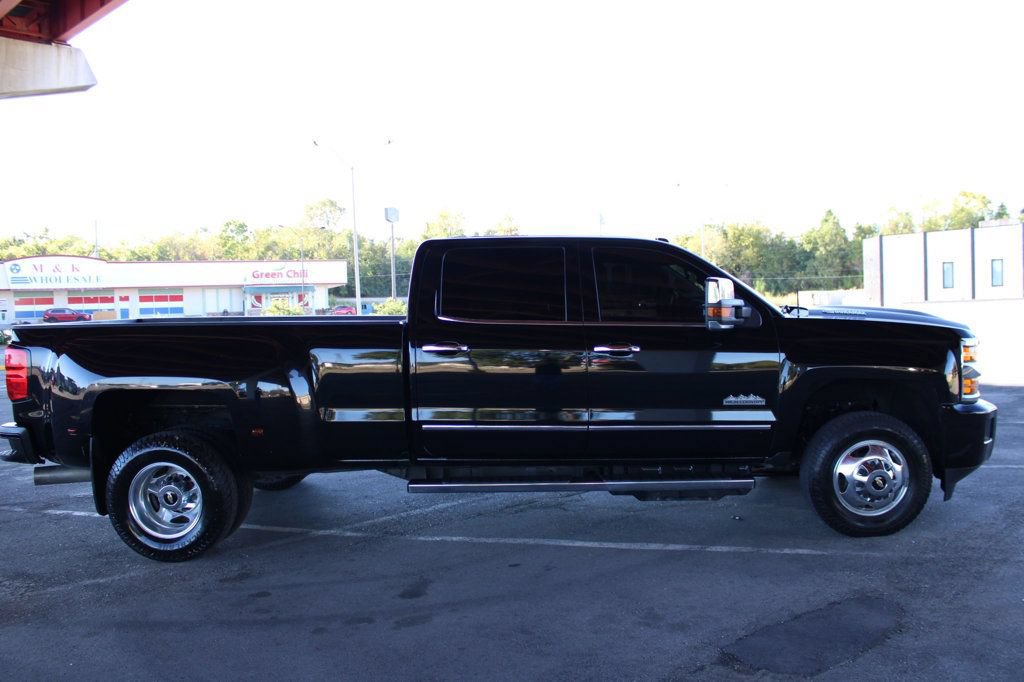 Used 2019 Chevrolet Silverado 3500 High Country w/ Duramax Plus Package AWD/4WD image 5