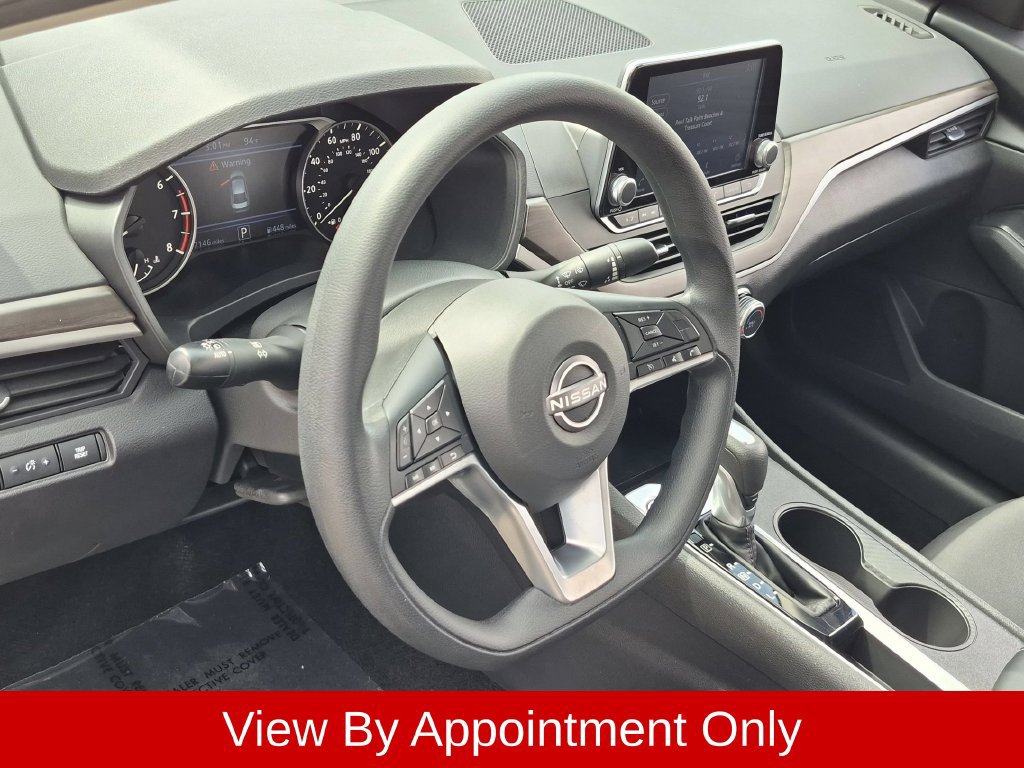 Used 2025 Nissan Altima 2.5 SV FWD image 15