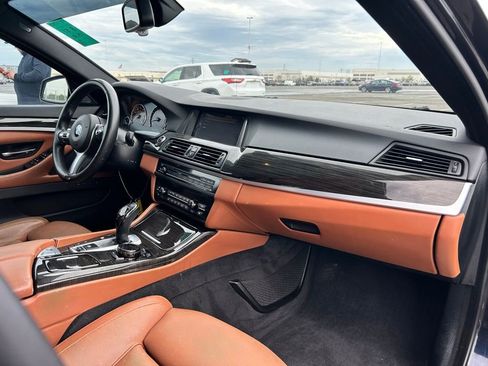 Used 2014 BMW 550i xDrive 550i xDrive image 10