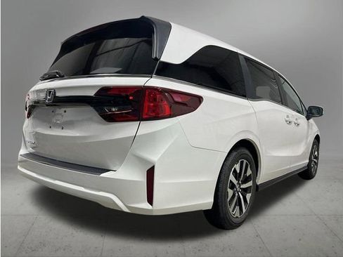 New 2026 Honda Odyssey EX-L image 5