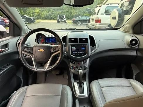 Used 2013 Chevrolet Sonic LTZ FWD image 10