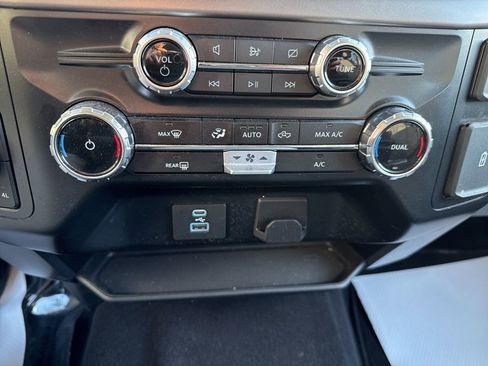 Used 2024 Ford F150 XLT image 19