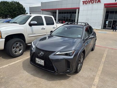 Used 2024 Lexus UX 250h F Sport AWD/4WD image 3