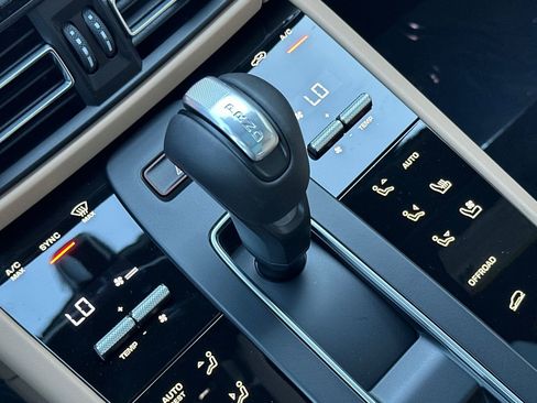New 2026 Porsche Macan S AWD/4WD image 28