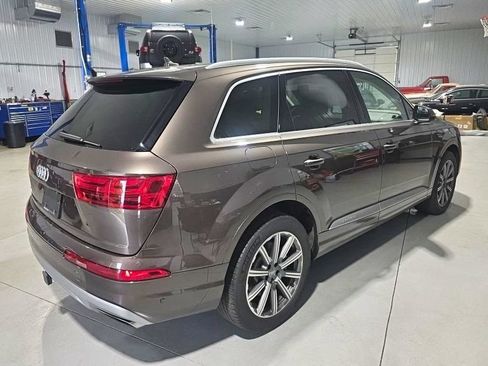 Used 2019 Audi Q7 2.0T Premium Plus AWD/4WD image 5