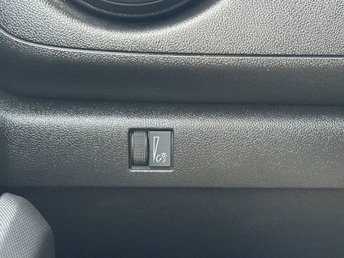 Used 2023 Chevrolet Colorado W/T image 33