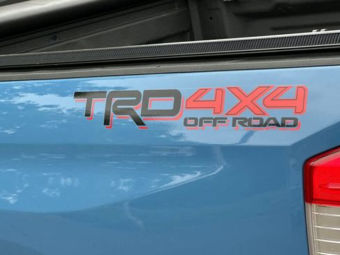 Used 2020 Toyota Tundra SR5 w/ TRD Off-Road Package AWD/4WD image 26