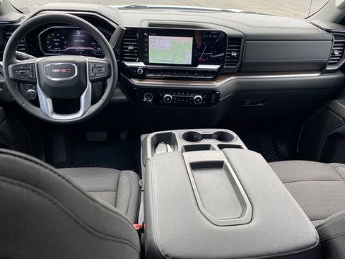 Certified 2024 GMC Sierra 1500 Elevation AWD/4WD image 5