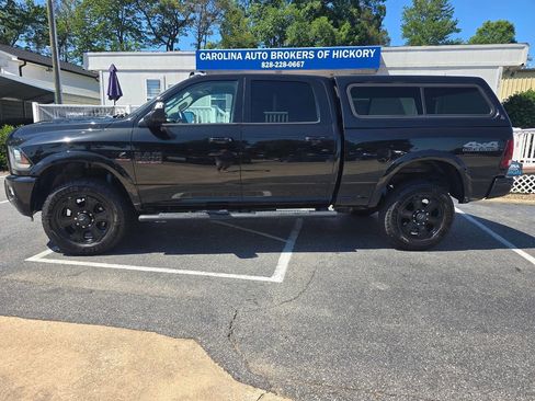 Used 2017 RAM 2500 Laramie w/ Sport Appearance Group AWD/4WD image 3