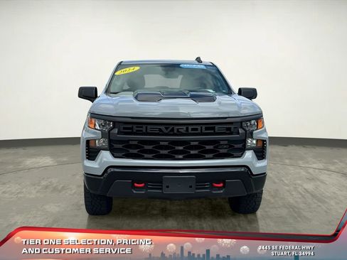 Used 2024 Chevrolet Silverado 1500 Custom Trail Boss w/ LPO, Dark Essentials Package image 17