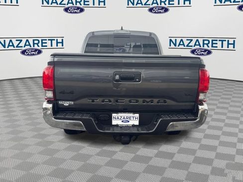 Used 2020 Toyota Tacoma SR5 AWD/4WD image 6