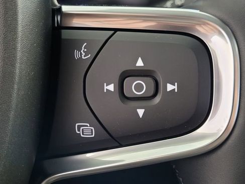 New 2026 Volvo XC40 B5 Core w/ Climate Package AWD/4WD image 27