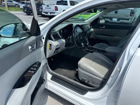 Used 2016 Kia Optima EX w/ Premium Package FWD image 5