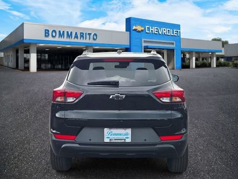 New 2026 Chevrolet TrailBlazer LT w/ Convenience Package FWD image 4