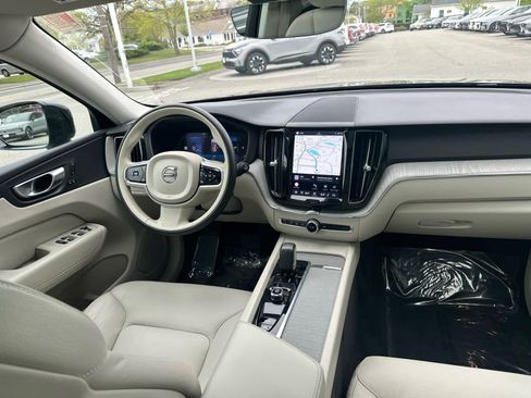 Used 2024 Volvo XC60 B5 Plus w/ Protection Package Premier AWD/4WD image 42
