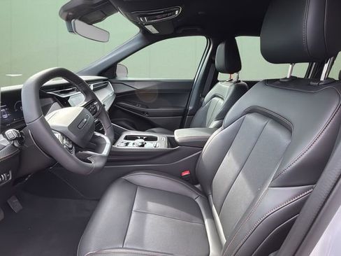 New 2026 Jeep Cherokee Limited image 18