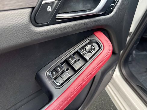 Used 2023 Porsche Macan GTS image 20