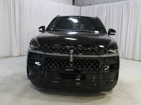 New 2026 Lincoln Navigator Reserve w/ Jet Appearance Package AWD/4WD image 35