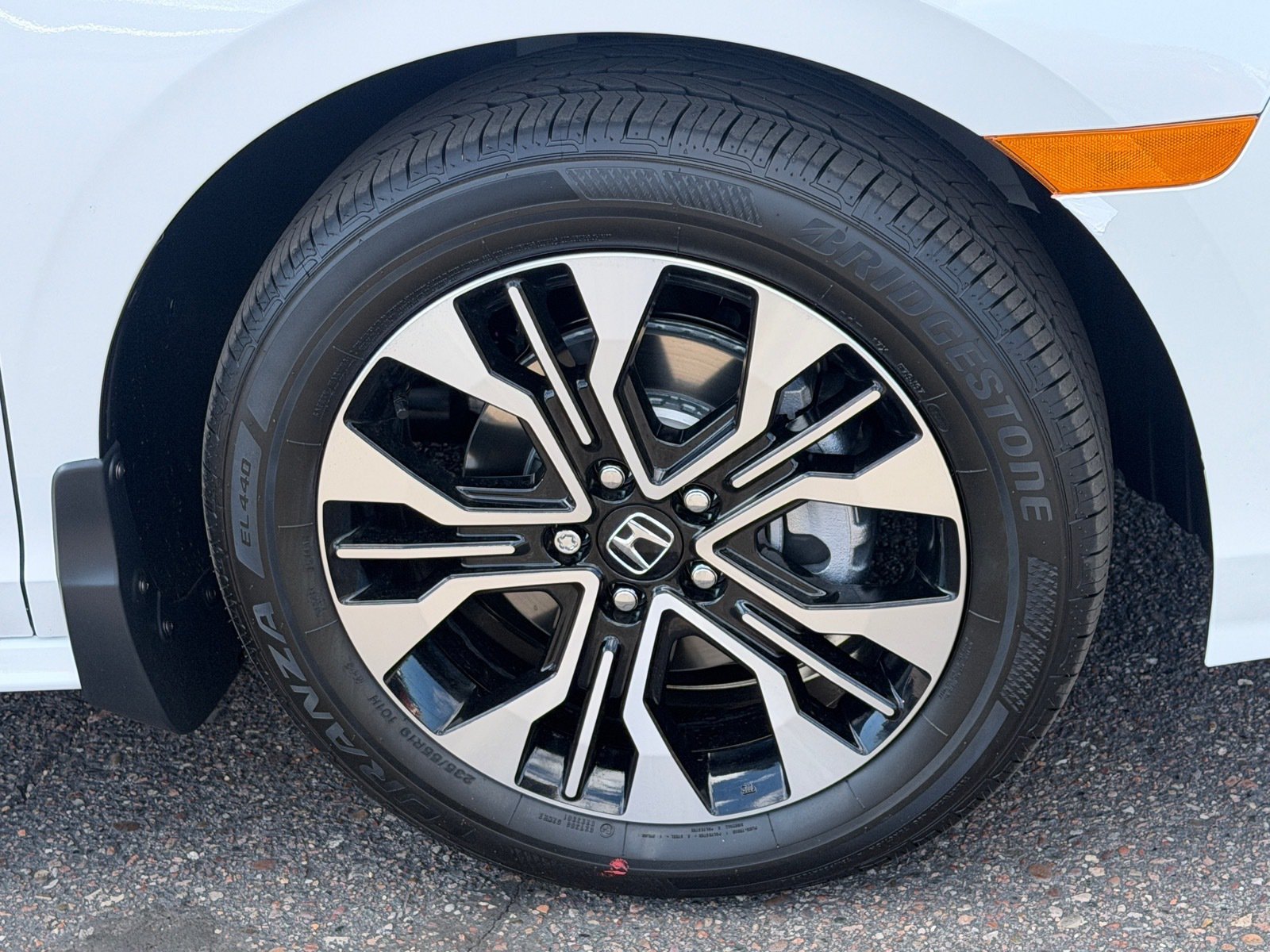New 2027 Honda Odyssey Elite image 10