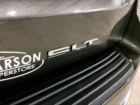 Used 2021 GMC Yukon XL SLT w/ SLT Premium Package AWD/4WD image 26