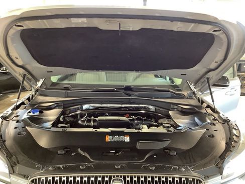 Used 2020 Lincoln Aviator Reserve w/ Equipment Group 201A AWD/4WD image 23